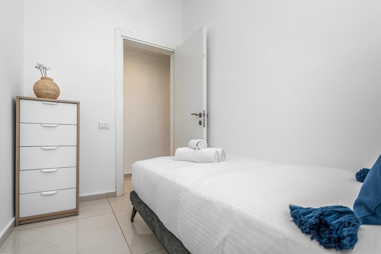 Superb 1,5 Bdr W Balcony Close To The Beach Tel Aviv Ngoại thất bức ảnh